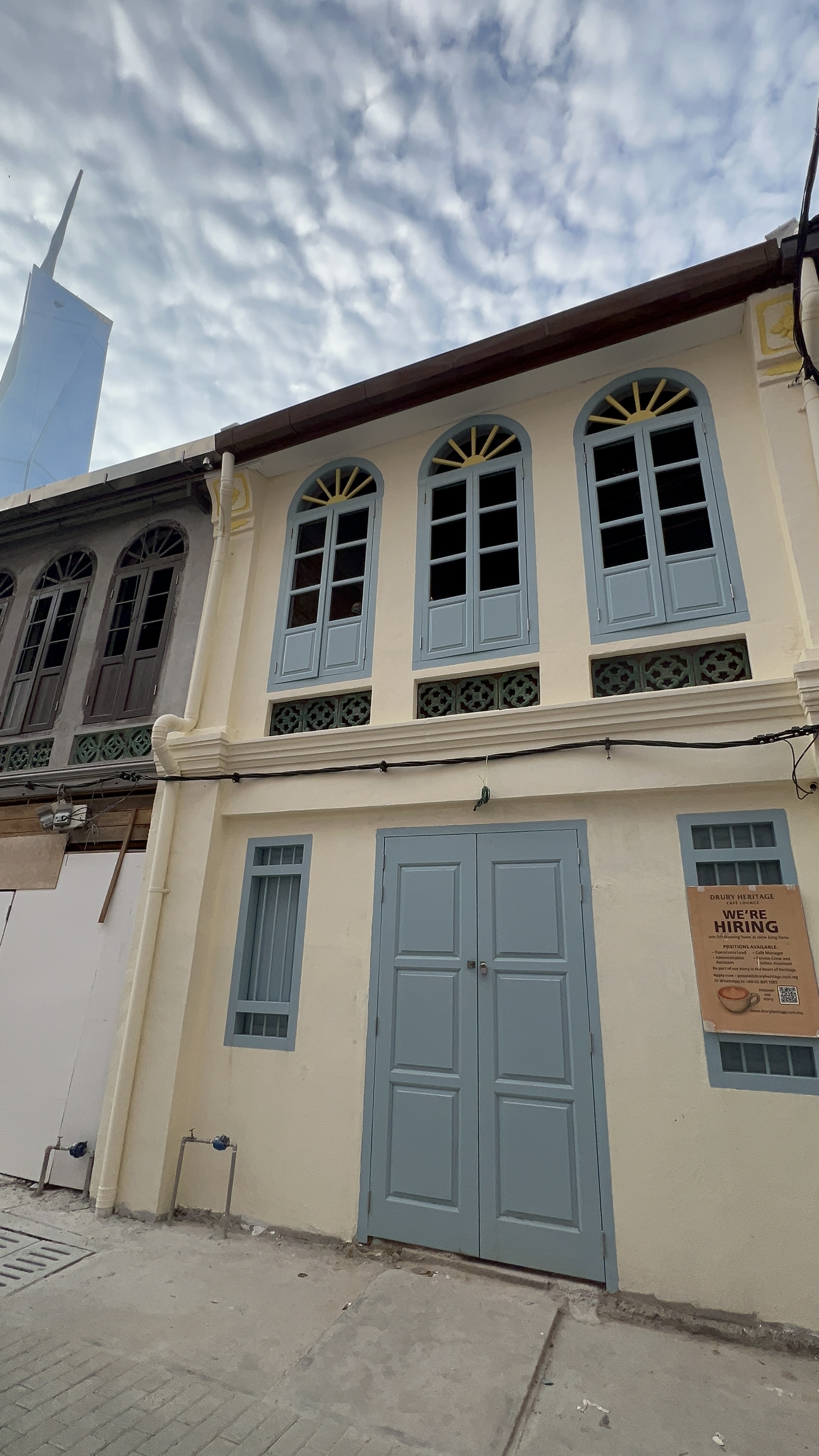 cons image 1