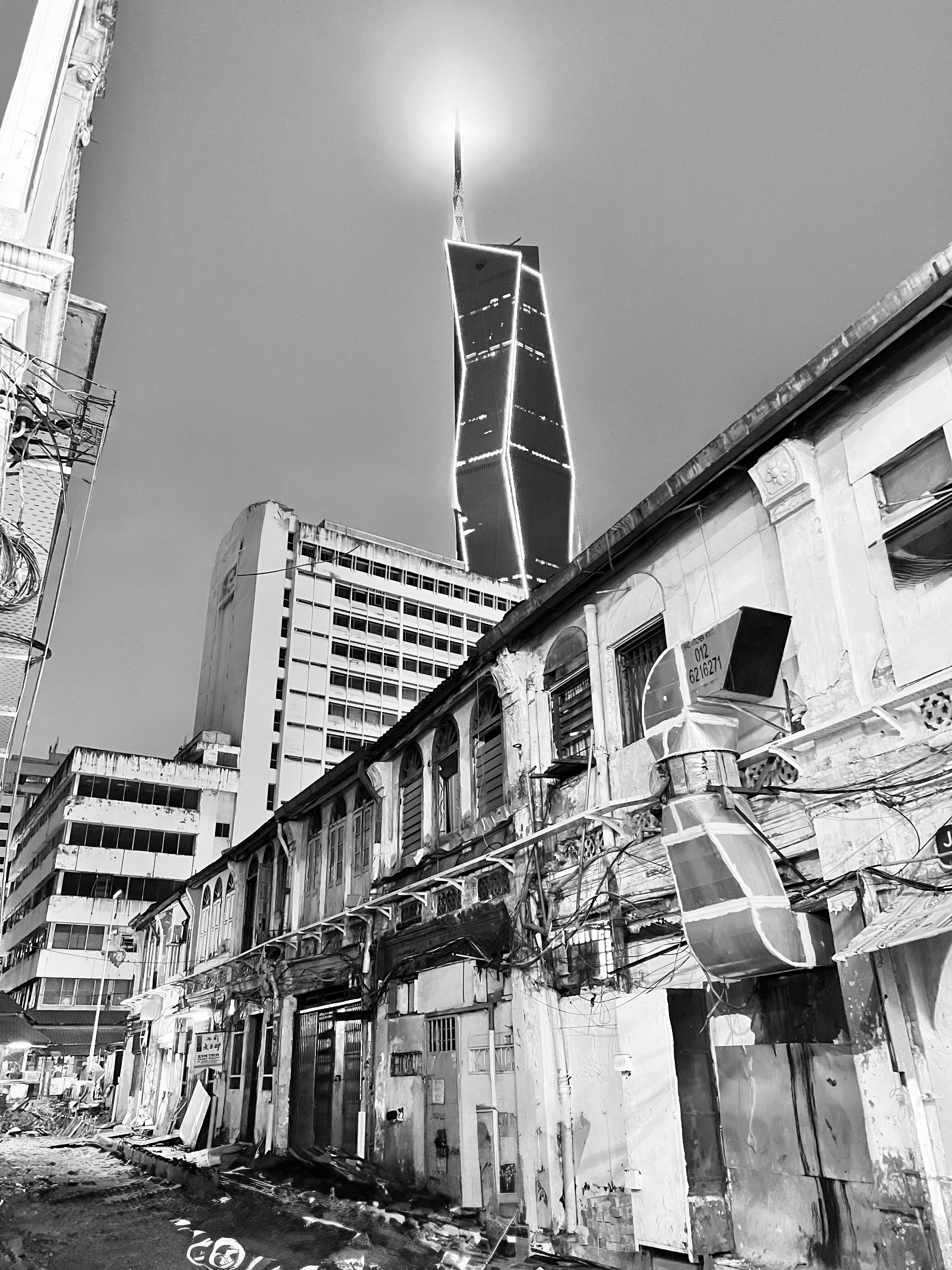 Menara 118 Night